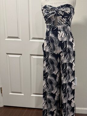 Fashion Nova Black and White Tropical Strapless Jumpsuit